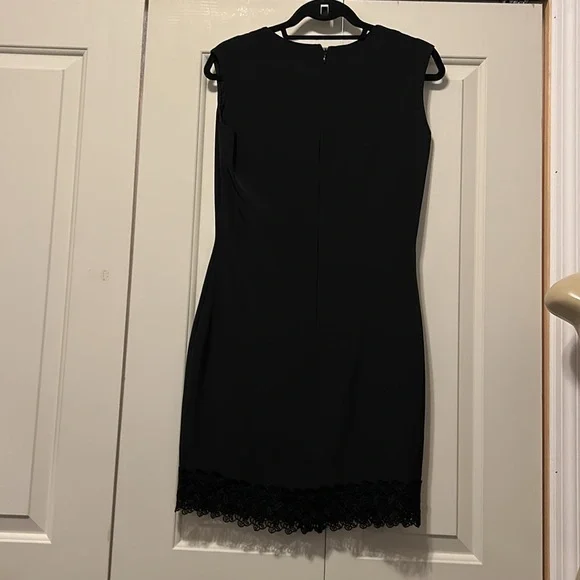 MARY McFADDEN DRESS SIZE  2 COLOR BLACK  100 0/0 SILK - Picture 4 of 11